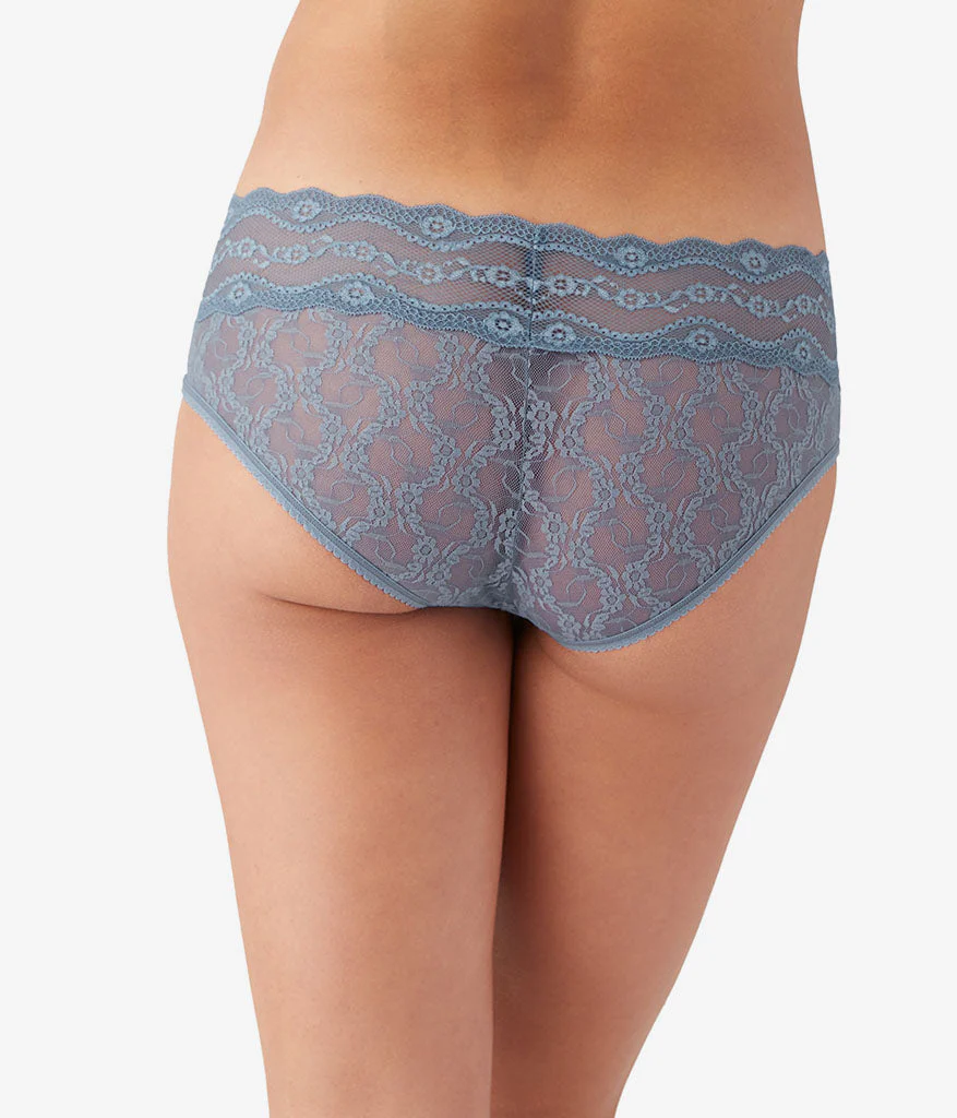 Lace Kiss Hipster: Infinity - Image 3