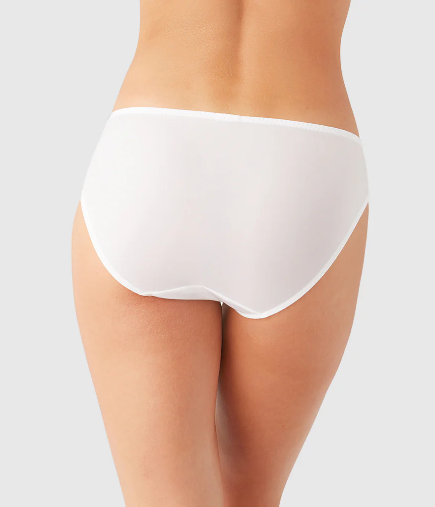 Modern Affair Bikini: White - Image 2